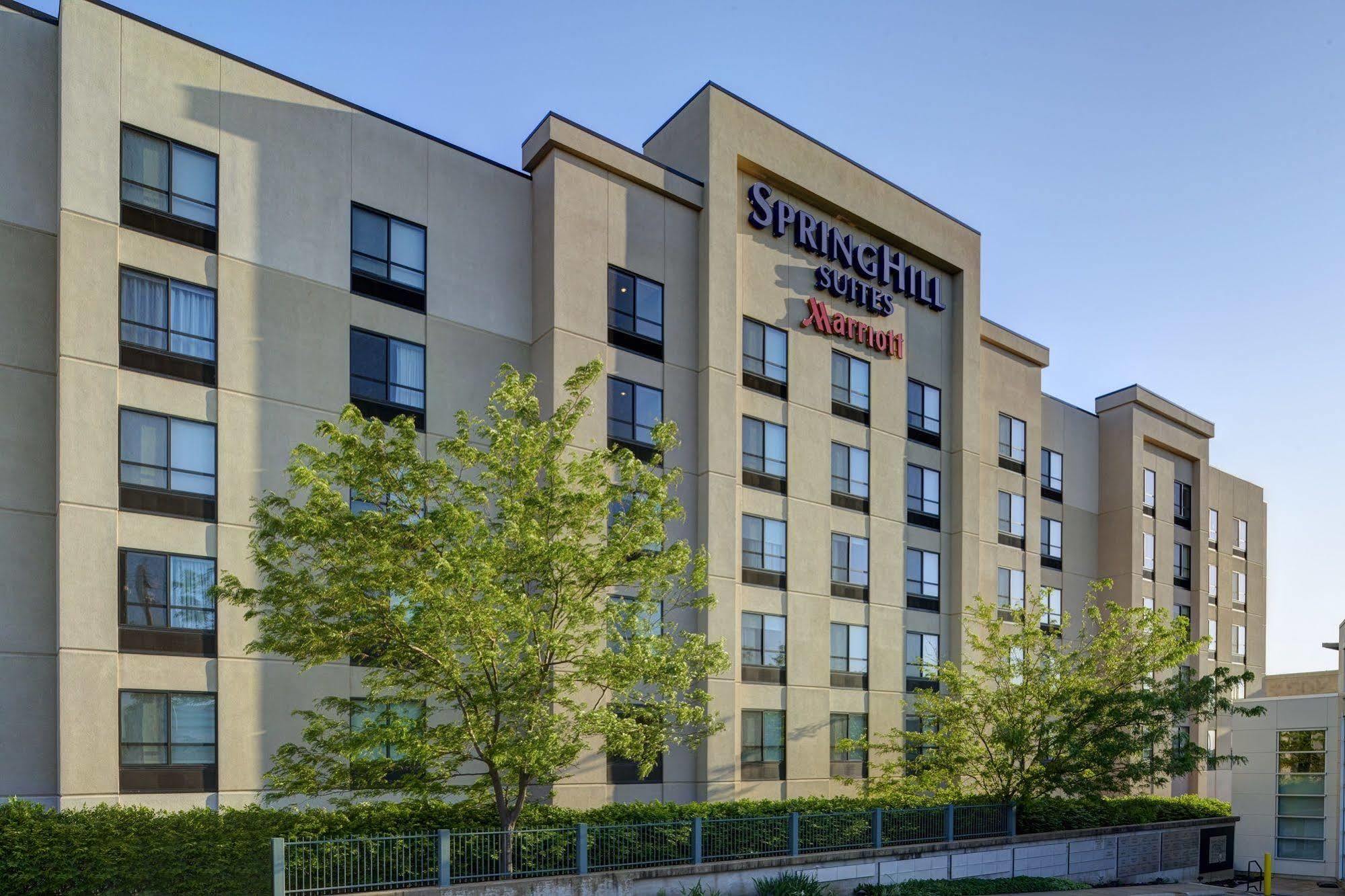 Springhill Suites St. Louis Brentwood Exterior photo